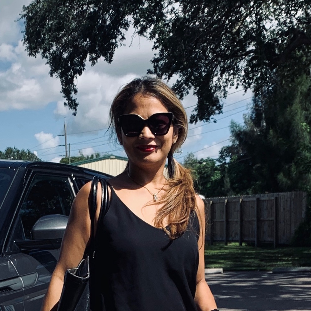 Meet your Posher, Marissa